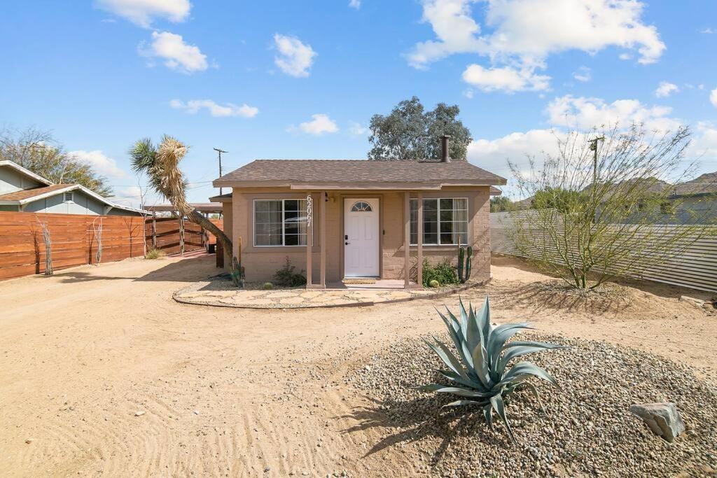 The Desert Nomad Retreat In Joshua Tree Village Екстер'єр фото